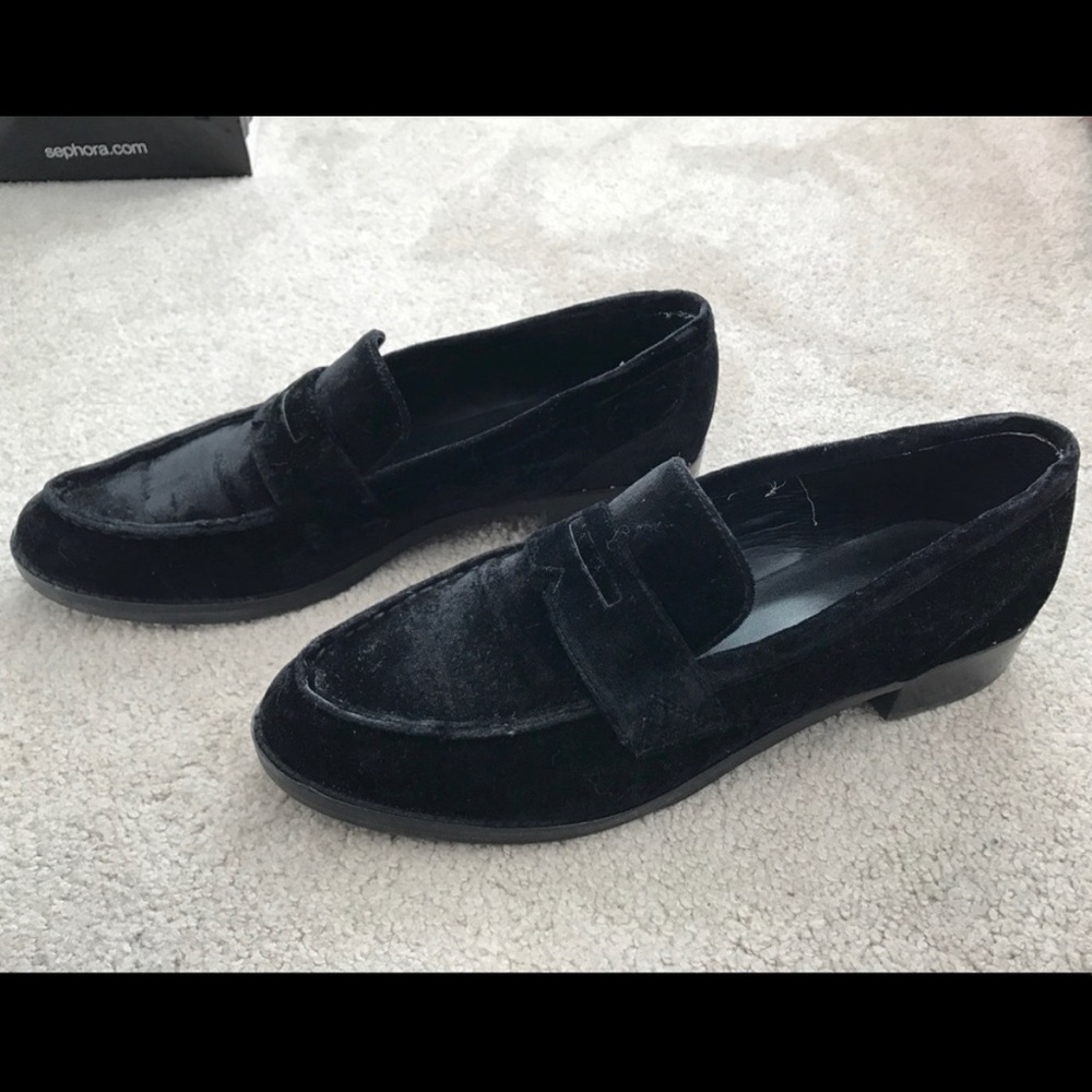 NWOT marc fisher black velvet loafer - Picture 4 of 6